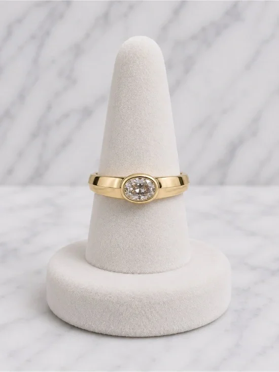 18K Gold Filled Oval Bezel Solitaire Ring | AAA CZ | Size 9 | NWOT