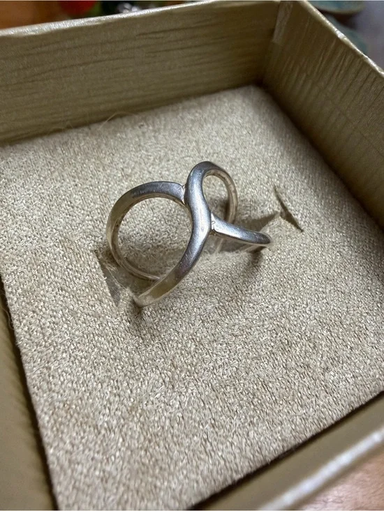 Minimalist Ring Sz 6 925 Sterling Silver Infinity Crossover Ring