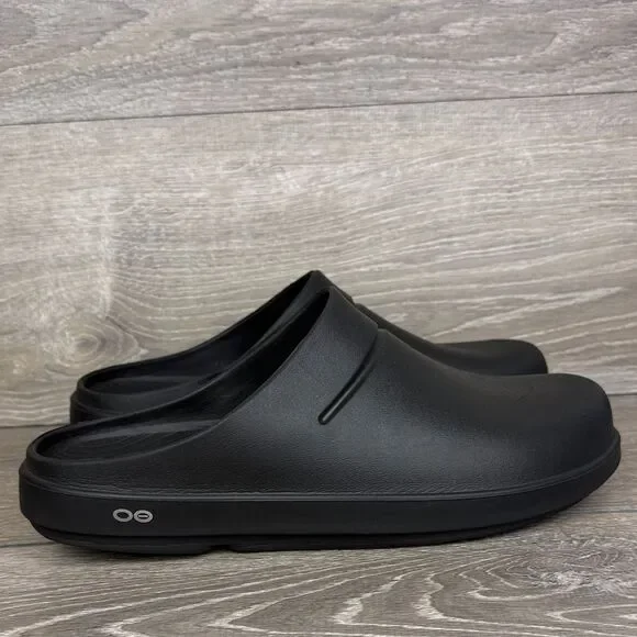 Oofos Oocloog Men's Sz 12/Women’s 14 Black Oofoam Slip-On Recovery Mules Clogs