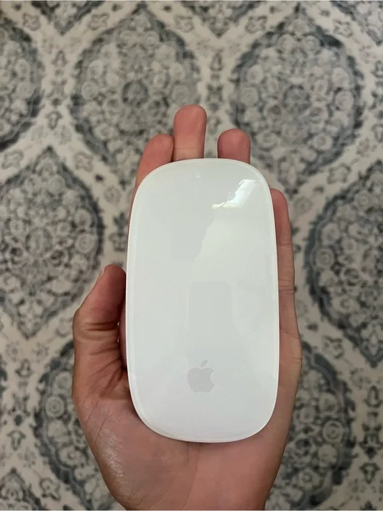 Apple White Magic Mouse — Sleek Multi-Touch Wireless Mouse