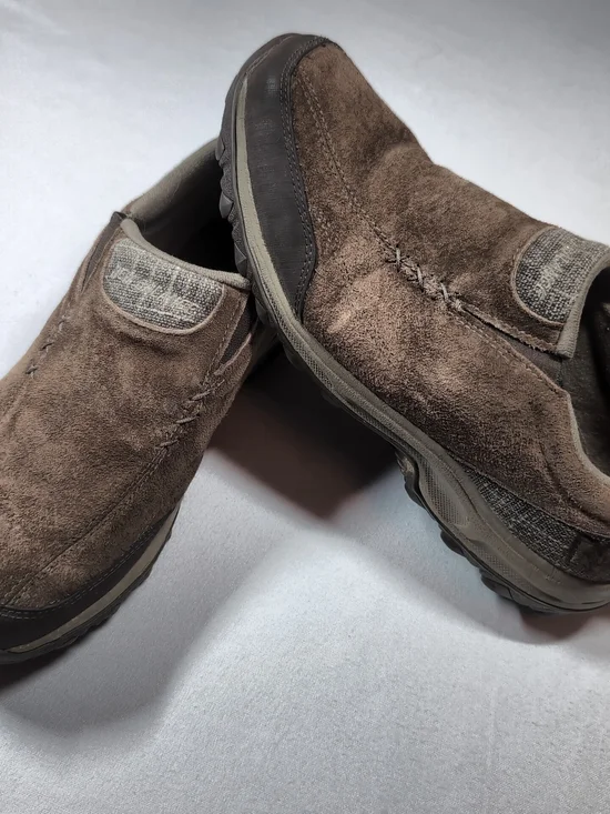 Men's Casual Slip-On Suede Loafers in Brown