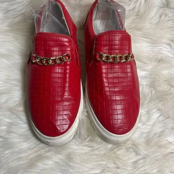 Tim Evans England Red slip on Men loafers gold tone chain front accent SZ13