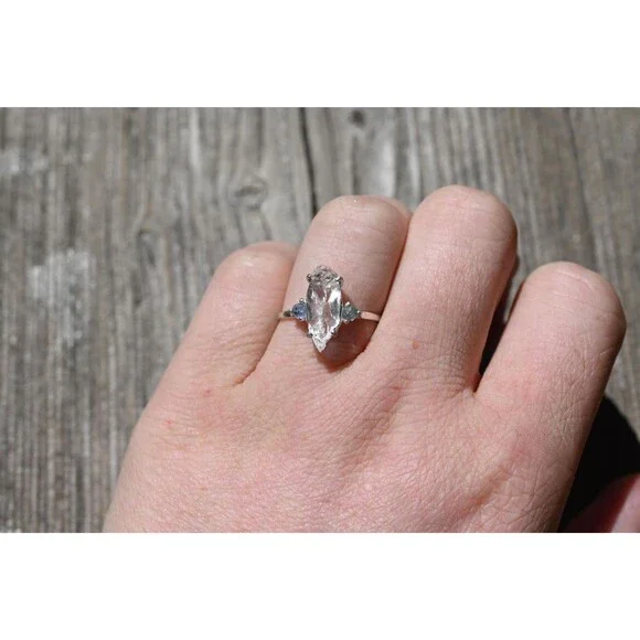 Engagement ring Montana sapphire and Lake County diamond  size 7 8 9 avello anni