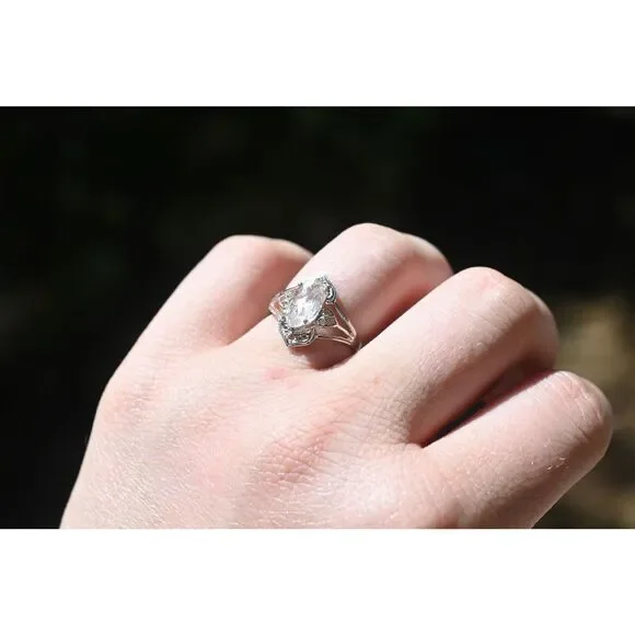 alternative raw diamond engagement rings, raw crystal size 4 5 6 7 8 8 9 10 11
