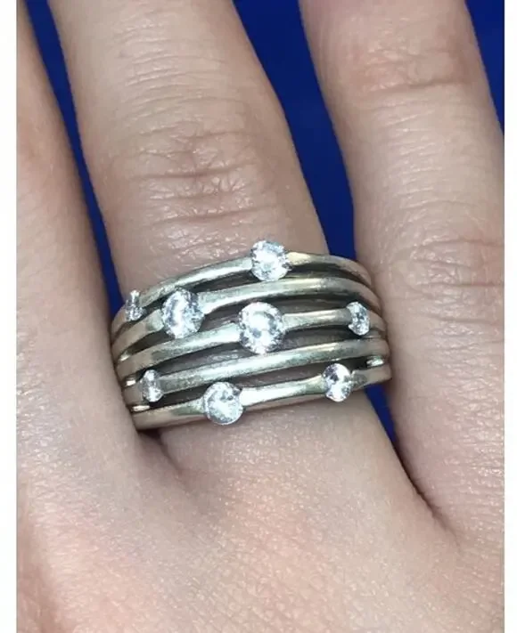 925 Sterling Silver CZ Ring Size 6.5