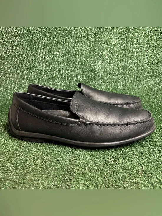 ECCO Leather Classic Moc Slip on Driving Loafer Size US 9 / 9.5 EU 43‎