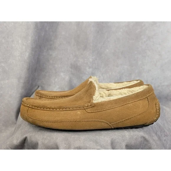 UGG Ascot Mens Chestnut Suede Moccasin‎ Slippers 1101110 Size 9