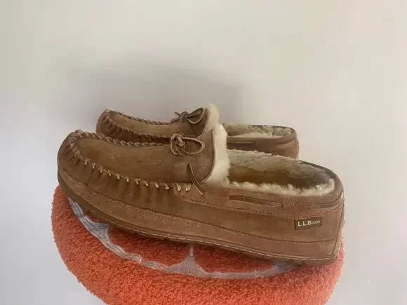 LL Bean Wicked Good Moccasins Mens Suede/ Dyed Lambs Fur Slippers Tan 11 Wide