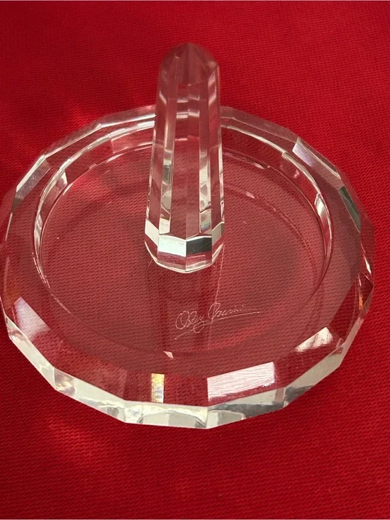 Oleg Cassini Clear Crystal Ring Holder on Red