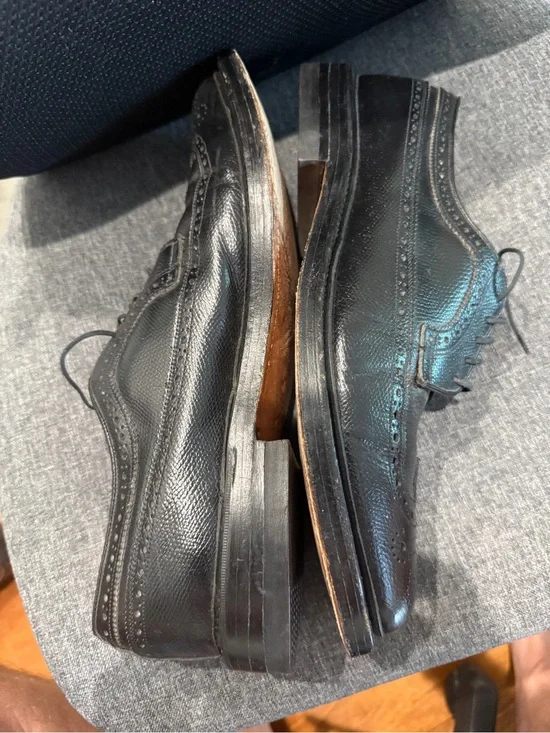 Men’s Churchill Custom Grade Black Leather Brogues wingtips size 11.5