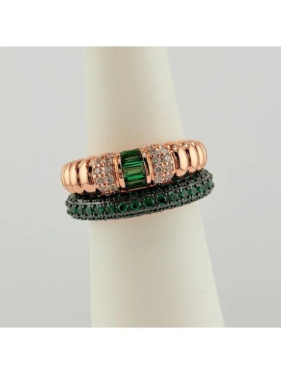 Bomb Party May 2pc Ring Size 10 “Evergreen” Lab Created Emerald on Rose Gold