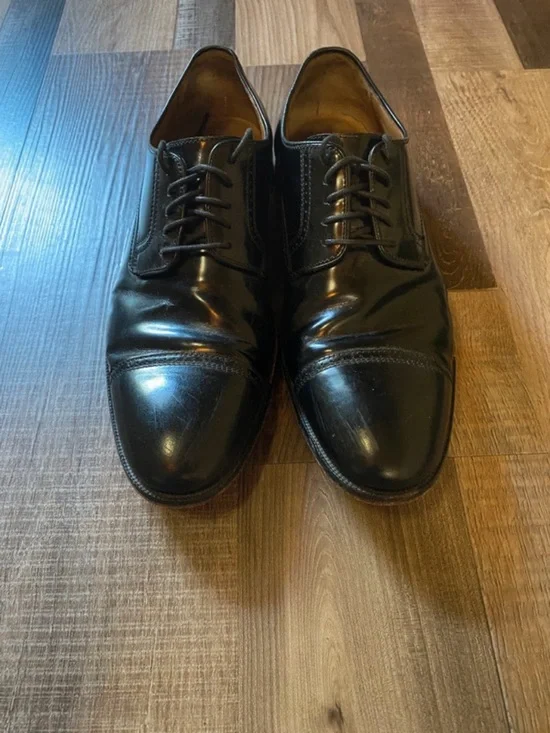 Johnston & Murphy Black Cap-Toe Derby Oxfords
