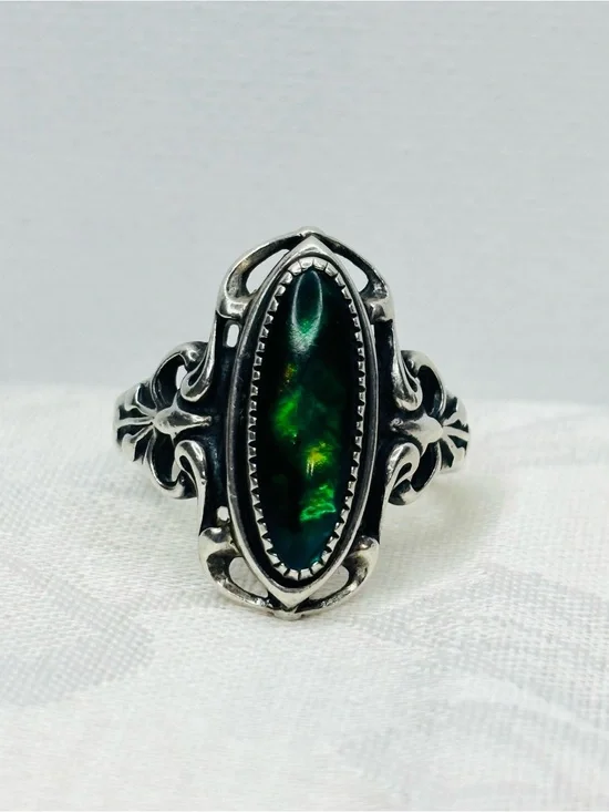 Vintage WM Co Paua Abalone Shell Sterling Silver Marquise Ring - Size 8