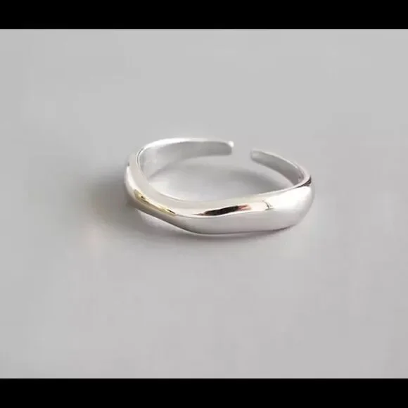 BOGO - 💕 SS RING ADJUSTABLE 💕‎