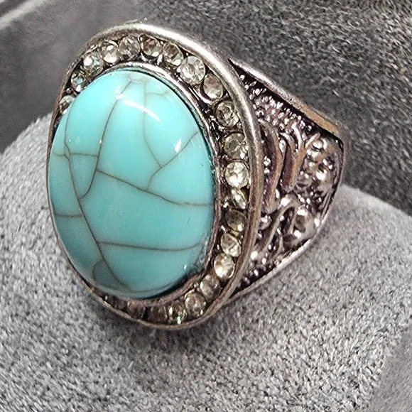 New Chunky‎ Faux Turquoise Cabochon Ring Size 9.5 SilverTone Clear Rhinestones