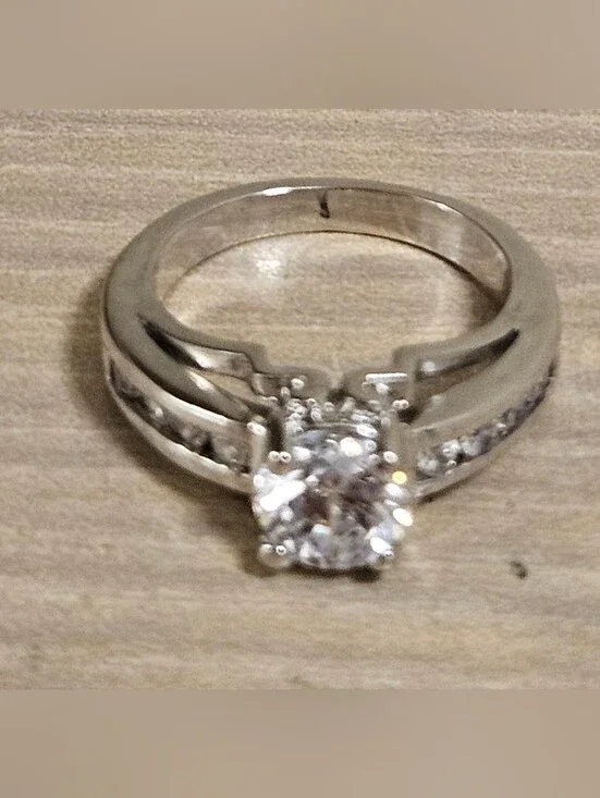 Silver Tone Rhinestones Band Cocktail Ring Size 7
