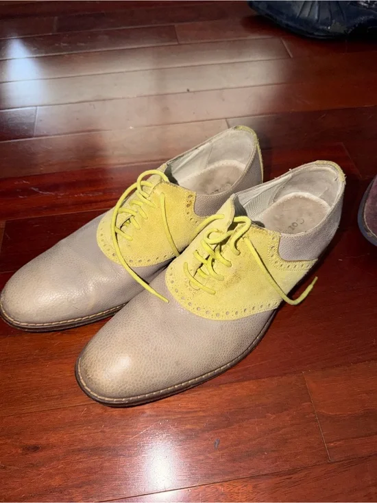 Cole Haan Men's Two-Tone Gray and Yellow Lace-Up Oxfords - Saddle Shoes