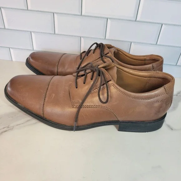 Clarks Collection Tilden Cap Brown Leather Oxford Mens Dress Shoes Size 9.5 M