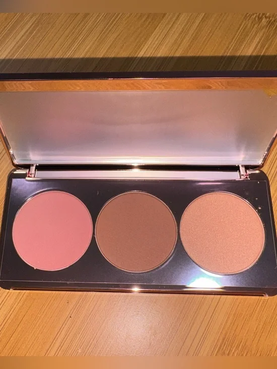 girlactık NEW! Blush Me & Glow Face Palette