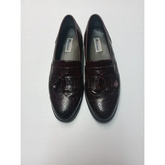 Freeman Men's size 13 shoes