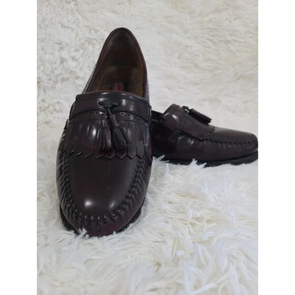 G.H. Bass Jeremy Weejuns Mens 10.5D Burgundy Leather Kiltie Tassel Loafers