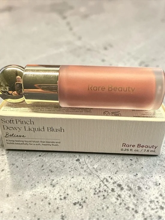 Rare Beauty Soft Pinch Dewy Liquid Blush - shade Believe