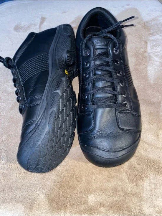 Keen Black Leather Lace-Up Casual Sneakers