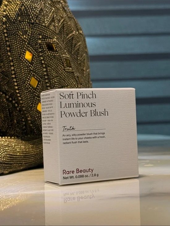 Rare Beauty Soft Pinch Luminous Powder Blush — Truth (pink)
