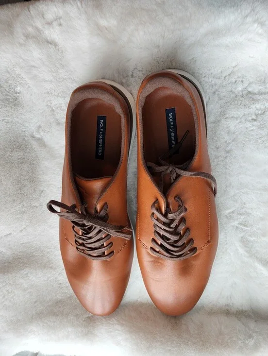 Wolf & Shepherd Men's Tan Leather Derby Shoes