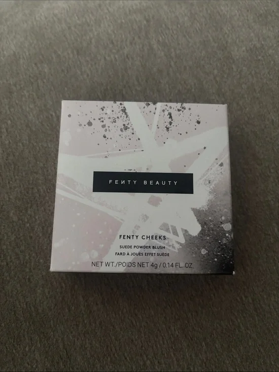 Fenty Beauty Fenty Cheeks Suede Powder Blush - Soft Pink