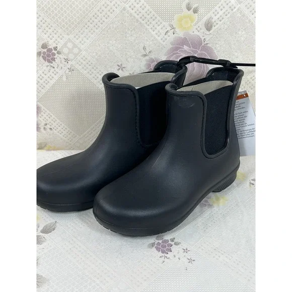 Crocs Women's Freesail Chelsea‎ Ankle Boots Rain Boots  Size 4 Black