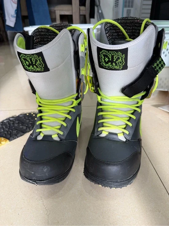 Nike Men's Black, Gray & Neon Green Rain & Snow Boots