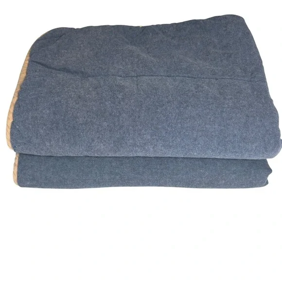 Pottery Barn Dorm Standard Pillow Shams Set of 2 Navy Blue‎ Tan Chambray Quilted
