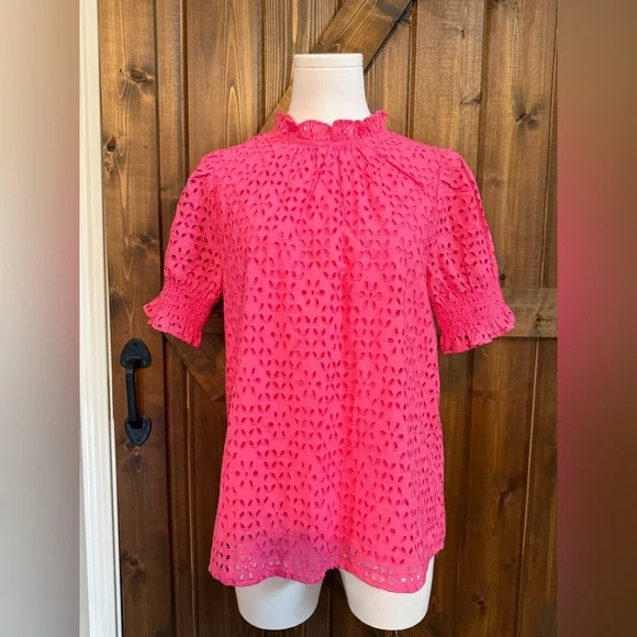J.Crew Smocked Puff Sleeve Blouse Women’s Size XS Eyelet Preppy Spring Pink EUC