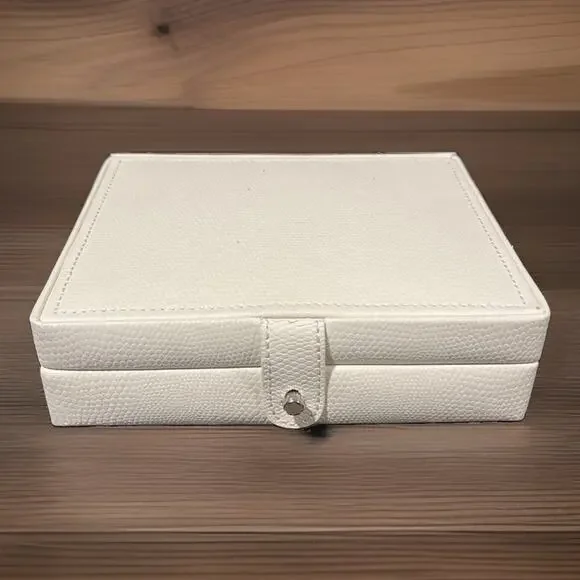 POTTERY BARN McKenna Travel Case Cream Faux Leather Jewelry Box 5” x 6.5” x 2”