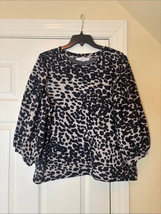 LOFT Animal Print Puff Sleeve Sweatshirt Top size XXL