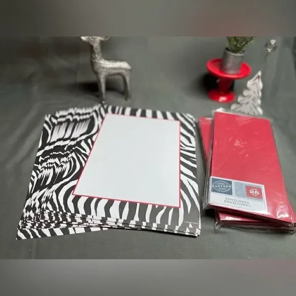 🔥❤️🔥44+ NEW! Zebra 2-Sided Stationery Gartner Coordinating Red Envelopes Set…