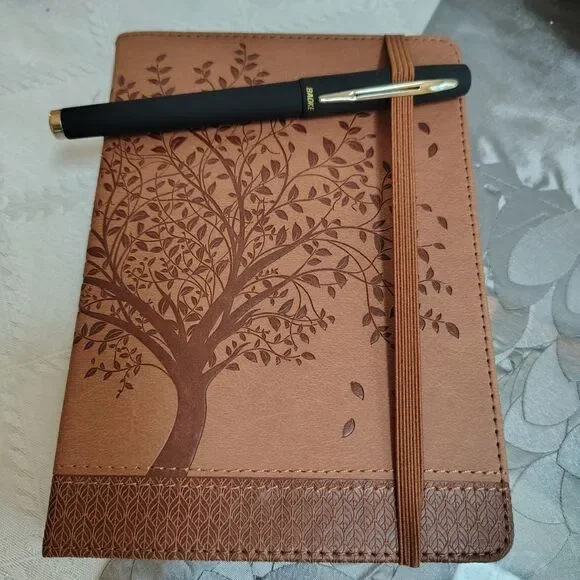 Brown Tree Of Life Leather Design Notebook with Black Gel Pen. C8