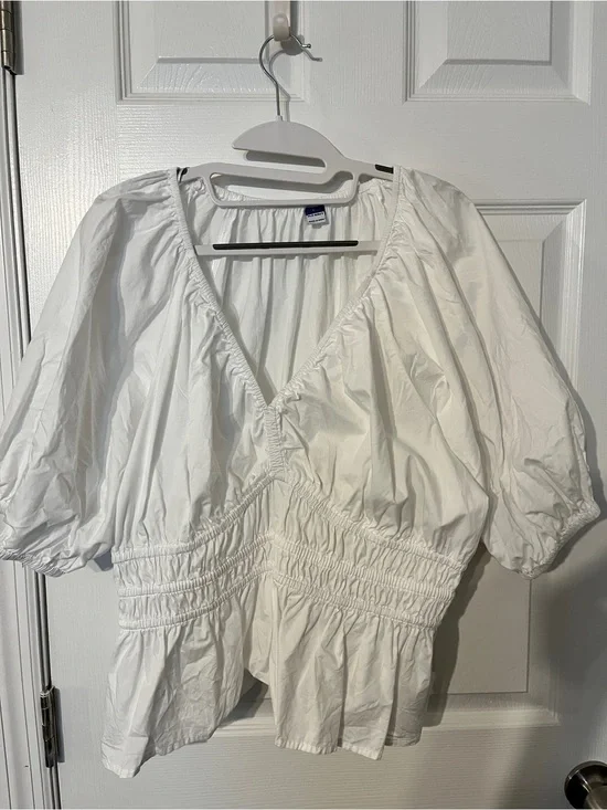 Old Navy White Smocked V-Neck Peplum Blouse