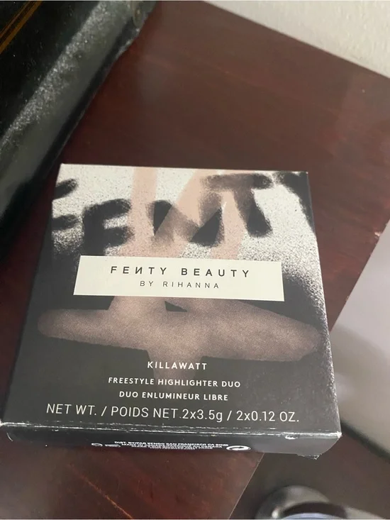 Fenty Beauty Killawatt Freestyle Highlighter Duo -afternoon snack/Mo hunny