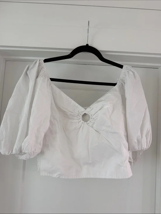 Abercrombie White Puff-Sleeve Crop Top with Ring Detail