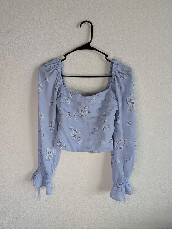Blue Floral Smocked Crop Top Long Sleeve XS