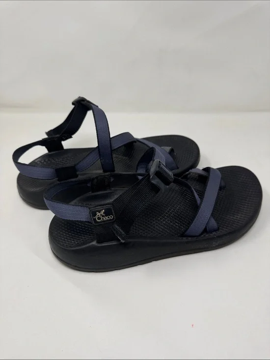 Chaco Mens 10 Navy Blue, Black Strappy Outdoor Sandals Hiking water shoes