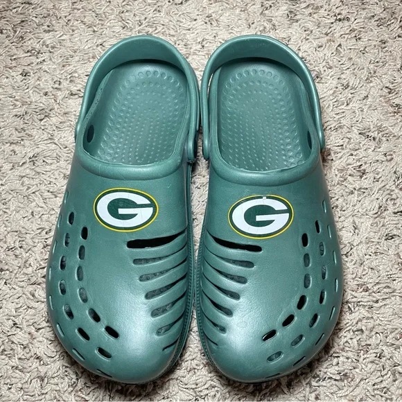 FOCO Green Bay Packers Clogs‎