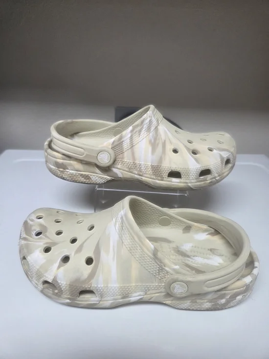 Crocs Classic Clog - Beige Marble