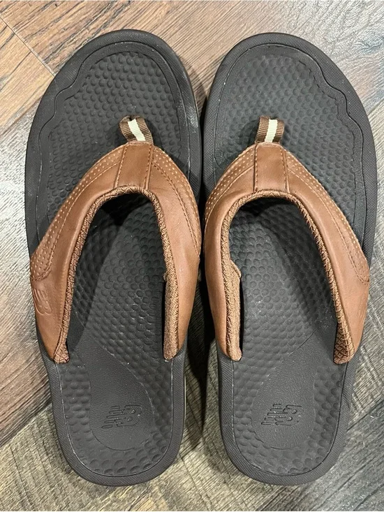 New Balance Brown & Black Men’s Leather Flip-Flops