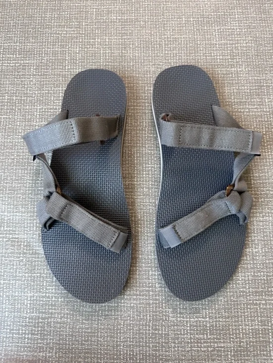 Teva Men’s Gray Adjustable Strap Sport Sandals Size 12