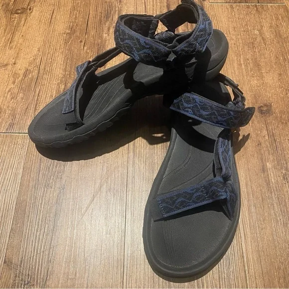 Teva Women's Black and Navy Sandals