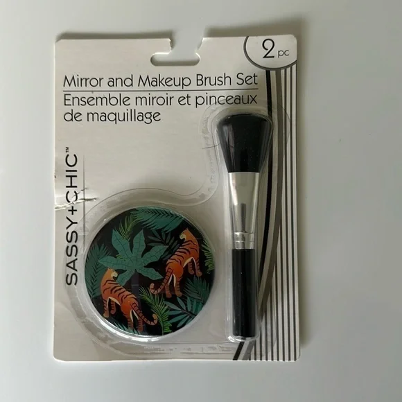 Mirror and makeup brush set