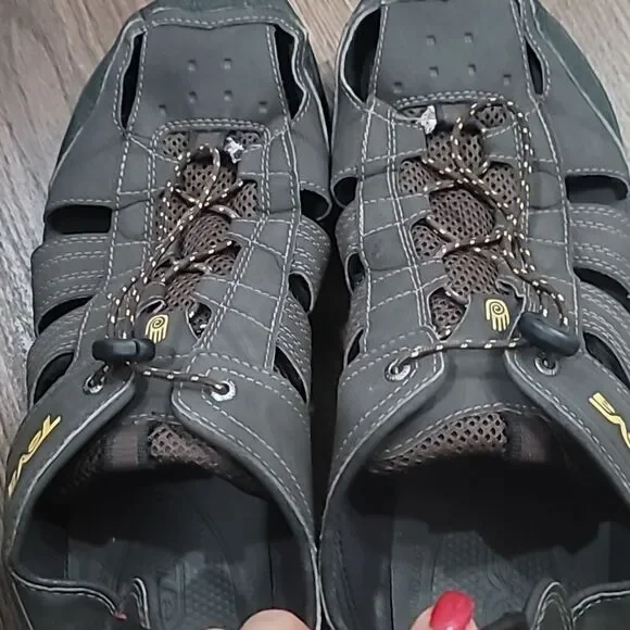 ‎Mens Teva sandals size 12